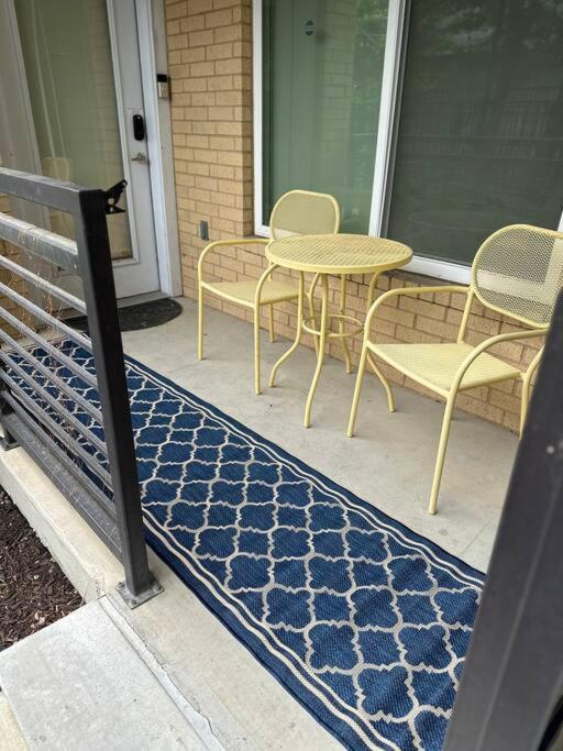 Beautiful Riverwalk Apt With Full Amenities, King Bed & Free Parking 샌안토니오 외부 사진